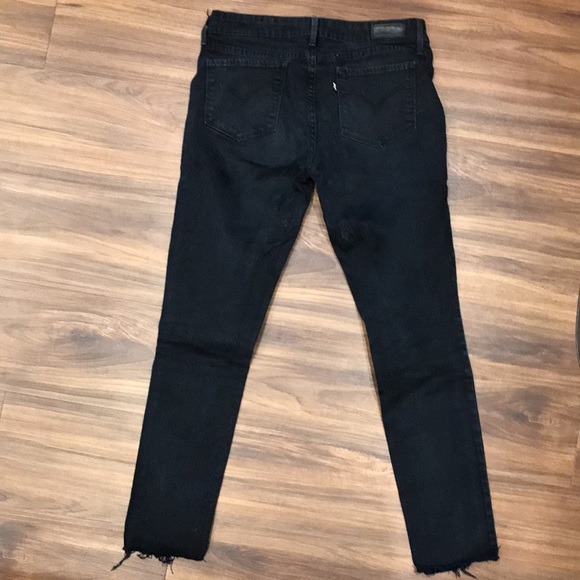 Levi’s Demi Curve Mid Rise Denim Jeans - Picture 2 of 3